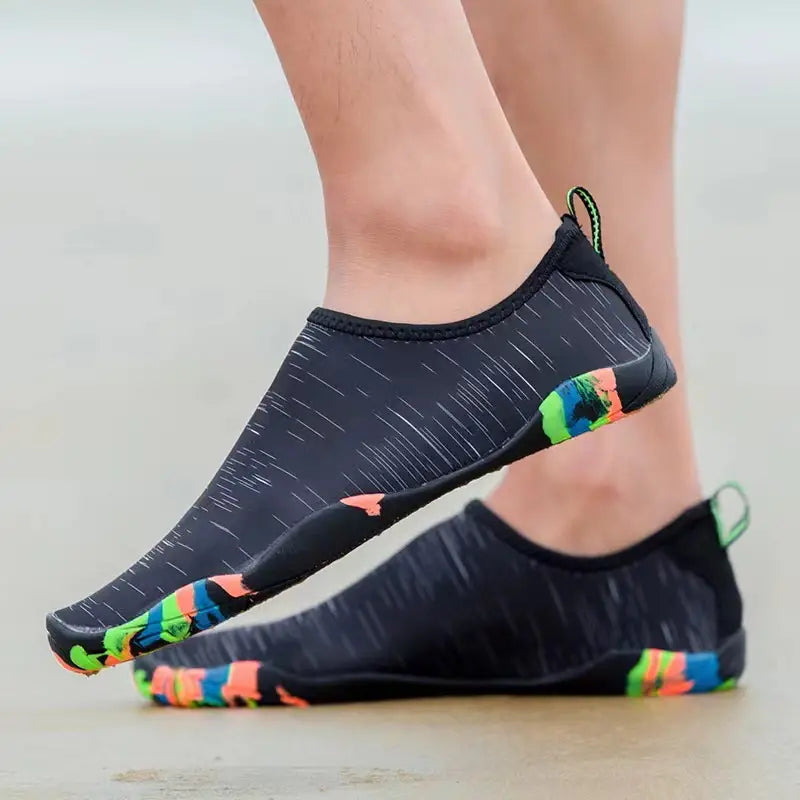 Wasserschuhe | geschlossene Form mit rutschfester Sohle
