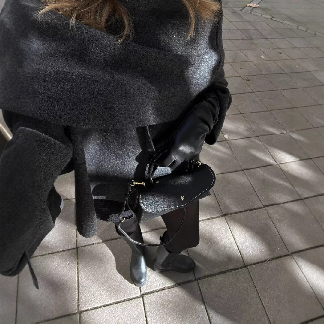 Damen Cape Winterjacke | Knopfverschluss und weiter Schnitt