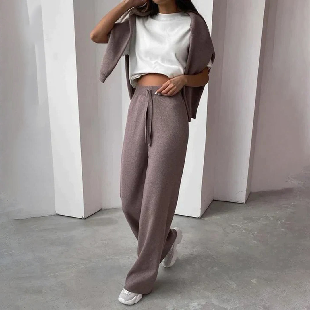 Damen Lounge-Set | Oberteil und Hose mit klarer Form
