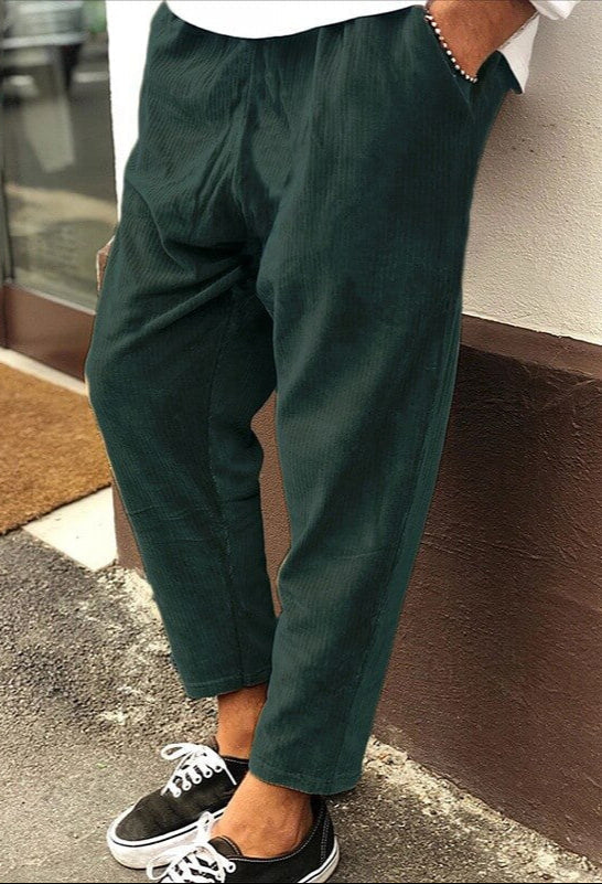 Herrenhose | Locker geschnittene Beinführung