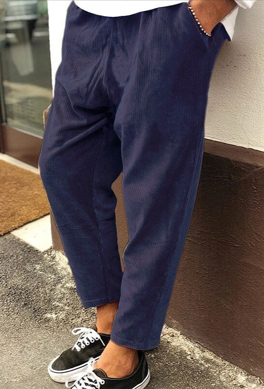 Herrenhose | Locker geschnittene Beinführung