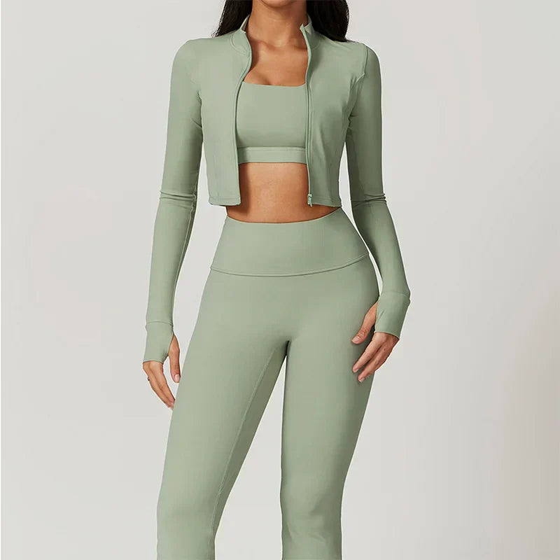 Damen Sportset | Dreiteilige Ausführung mit Weste, Oberteil und Hose