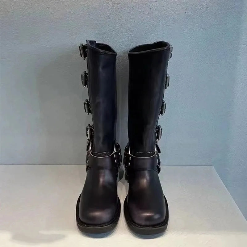 Damen Stiefel | Biker-Form mit definierter Laufsohle und Schaft