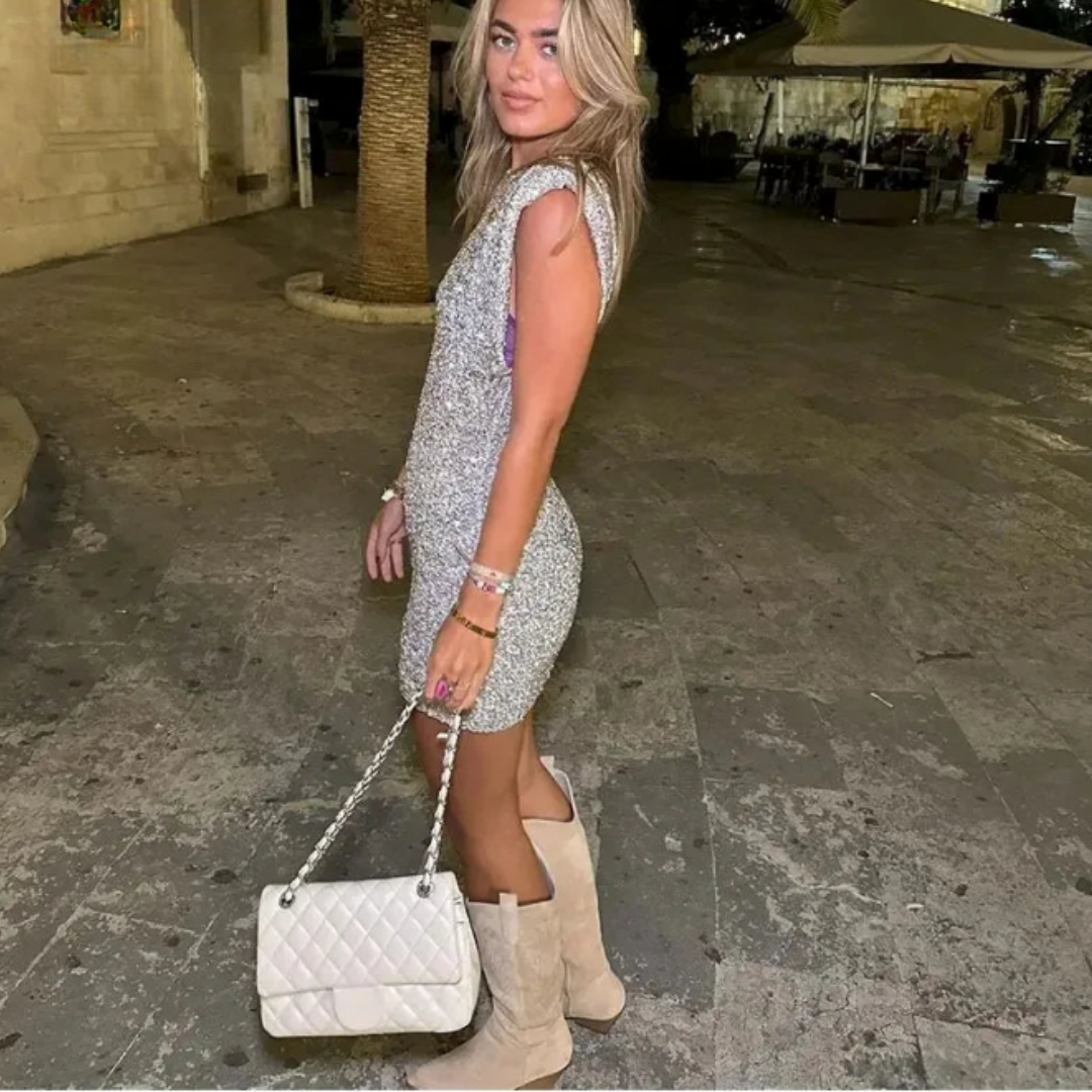 Damen Kleid | enge Ausführung mit rundem Ausschnitt und kurzer Länge
