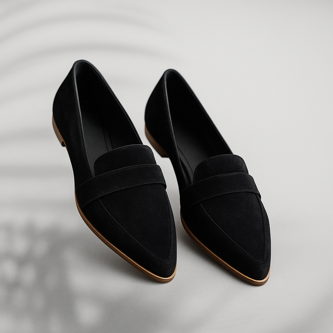 Damen Slipper | Riemendetail mit flacher Sohle