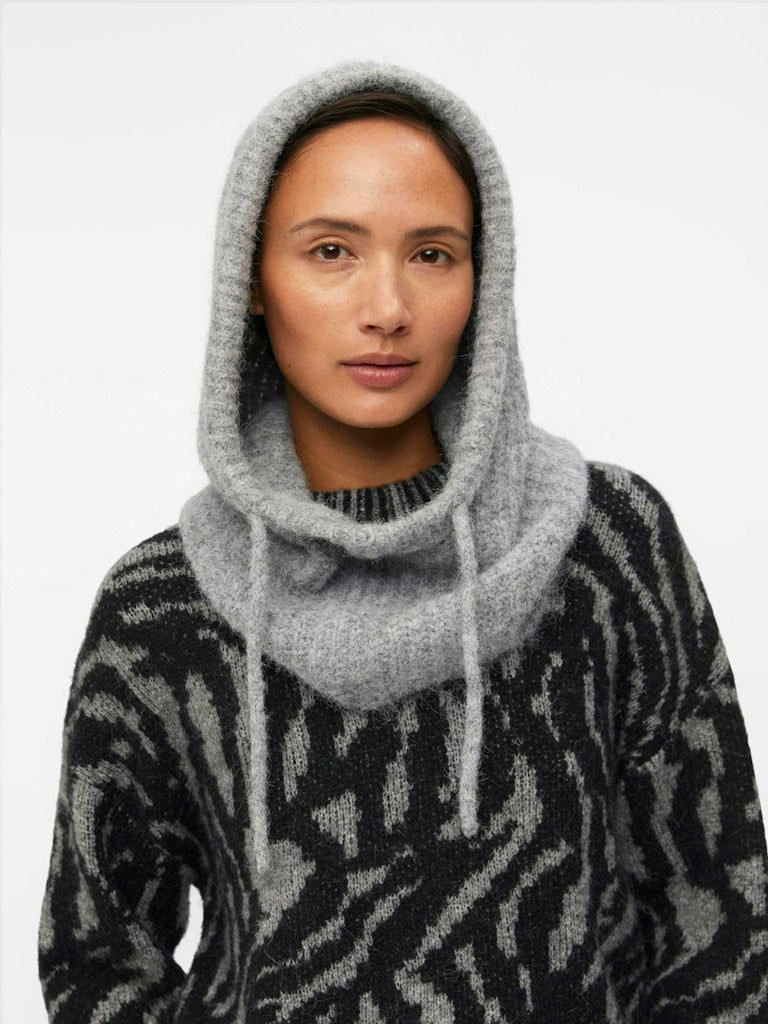 Damen Mütze | Kopfbedeckung mit Kapuze und klarer Silhouette