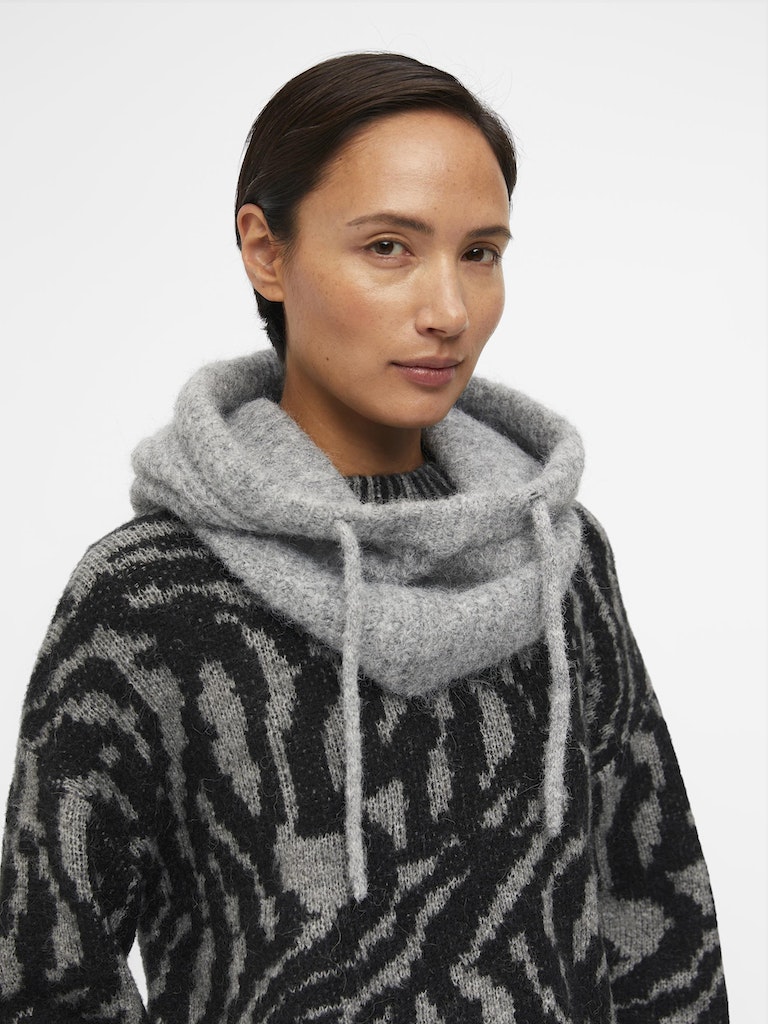 Damen Mütze | Kopfbedeckung mit Kapuze und klarer Silhouette