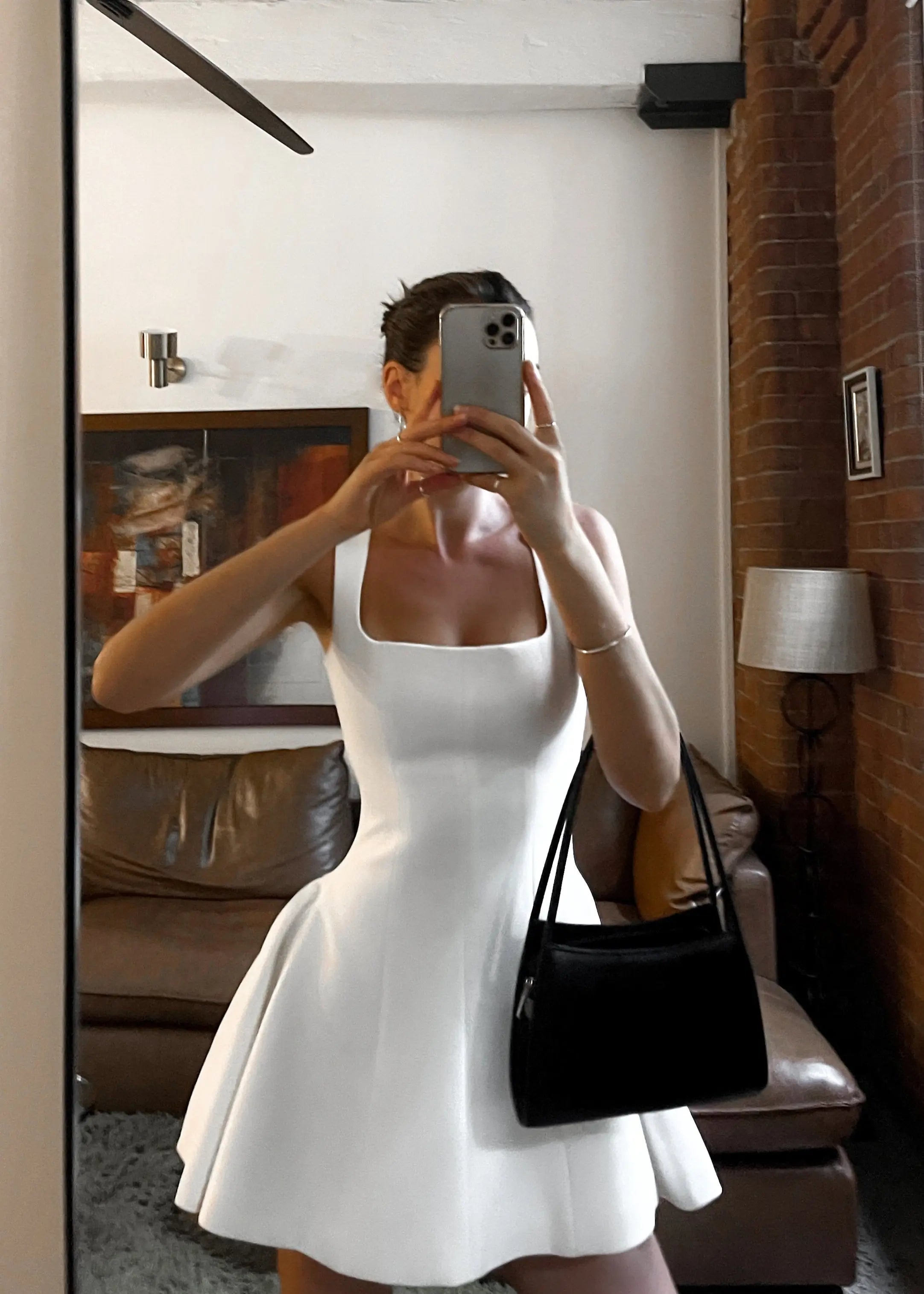 Damen Minikleid | Breite Träger mit ausgestelltem Rock