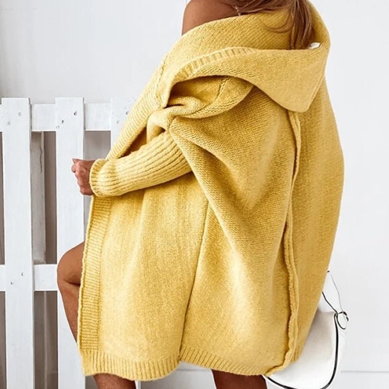 Lange Strickjacke für Damen | Mit Kapuze