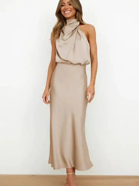 Kleid Damen | Maxikleid mit Stehkragen und ärmelloser Form