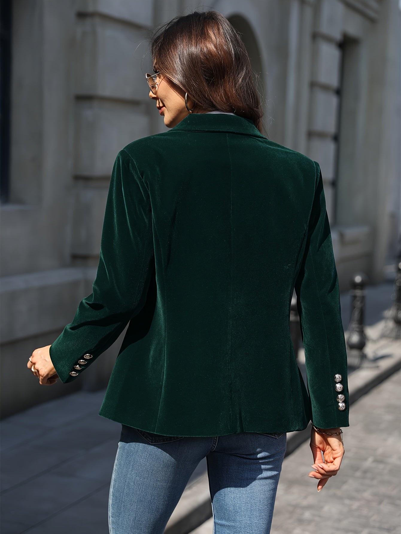 Damen-Blazer mit Samtstruktur | klare Linienführung