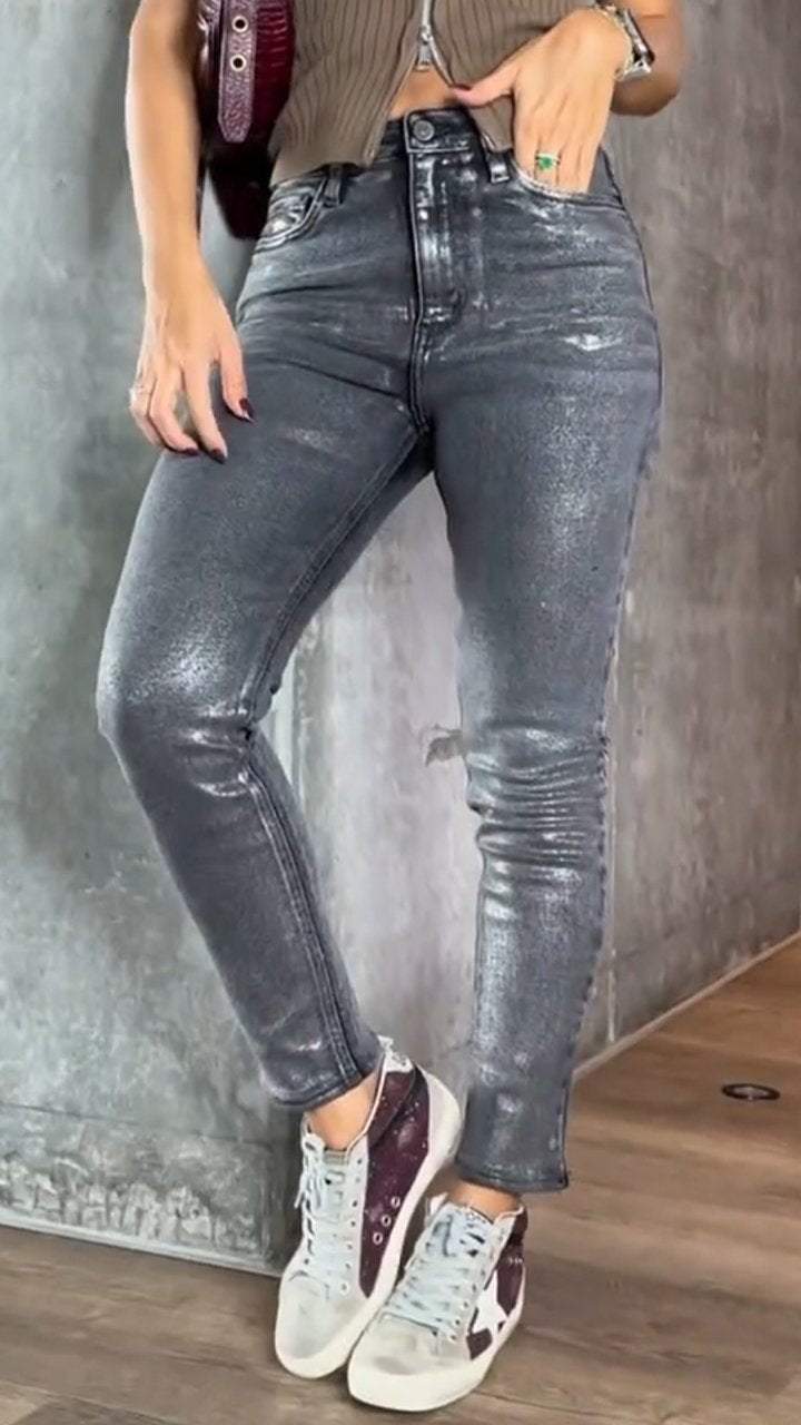 Damen-Hose mit klarer Linienführung | strukturierte Passform