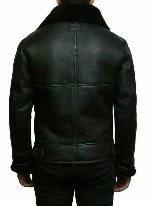 Herren Winterjacke | Langer Schnitt mit klarer Frontstruktur