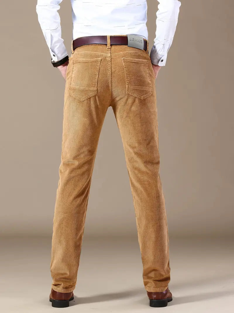 Herrenhose | Gerade Beinführung und Frontöffnung