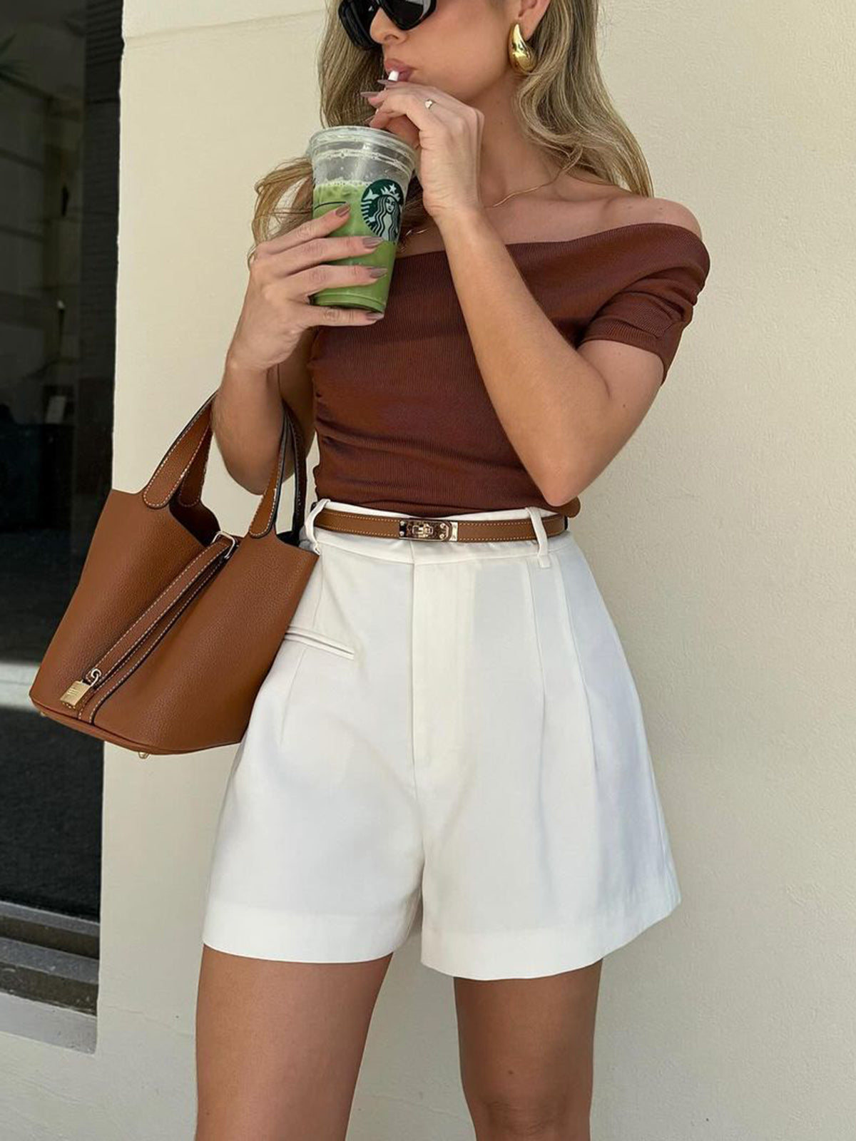 Damen Shorts | hohe Taille mit geradem Bein und Hüftabschluss