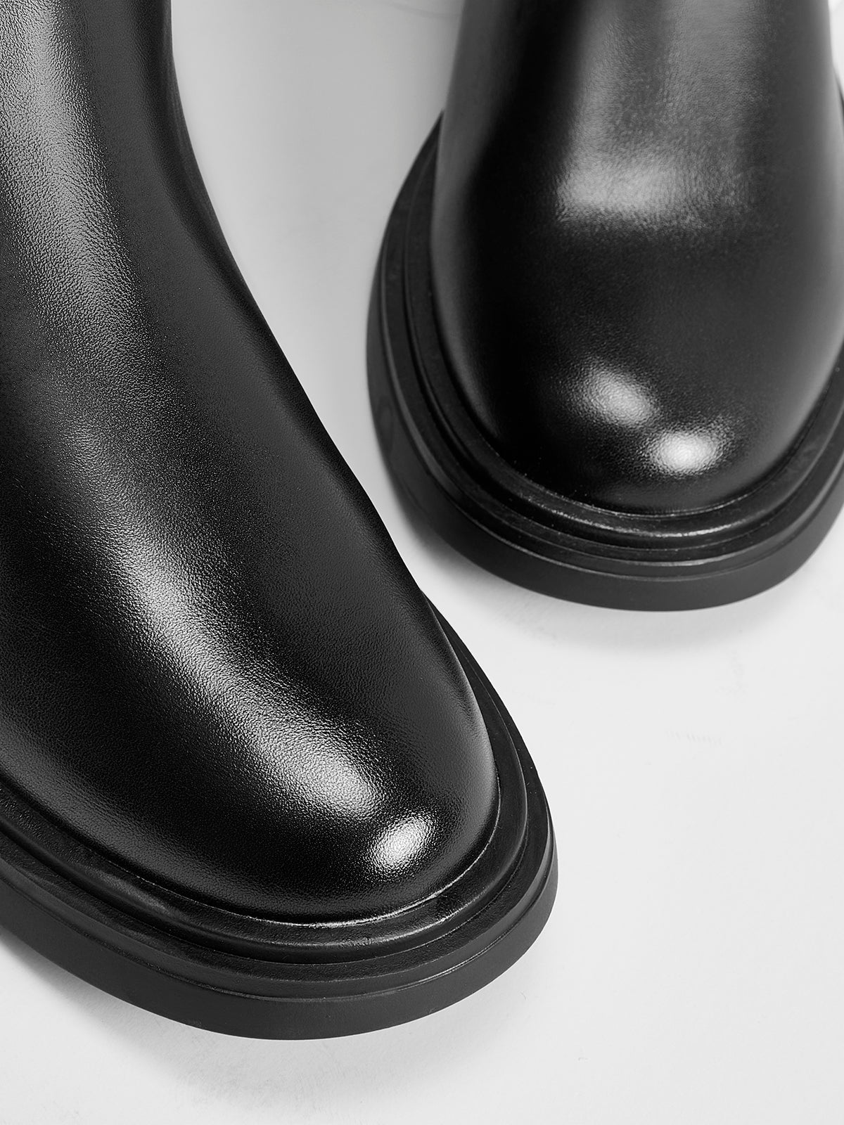 Damenstiefel | Hoher Schaft in durchgehender Ausführung