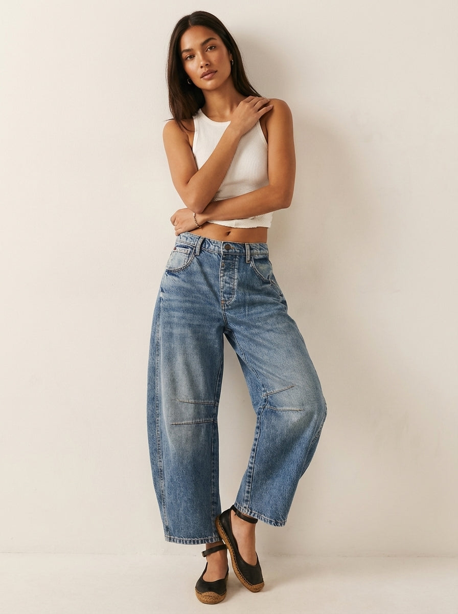 Damen Jeans | weiter Beinverlauf mit Bund und Taschen
