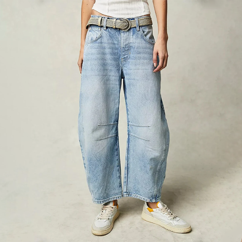 Damen Jeans | weiter Beinverlauf mit Bund und Taschen