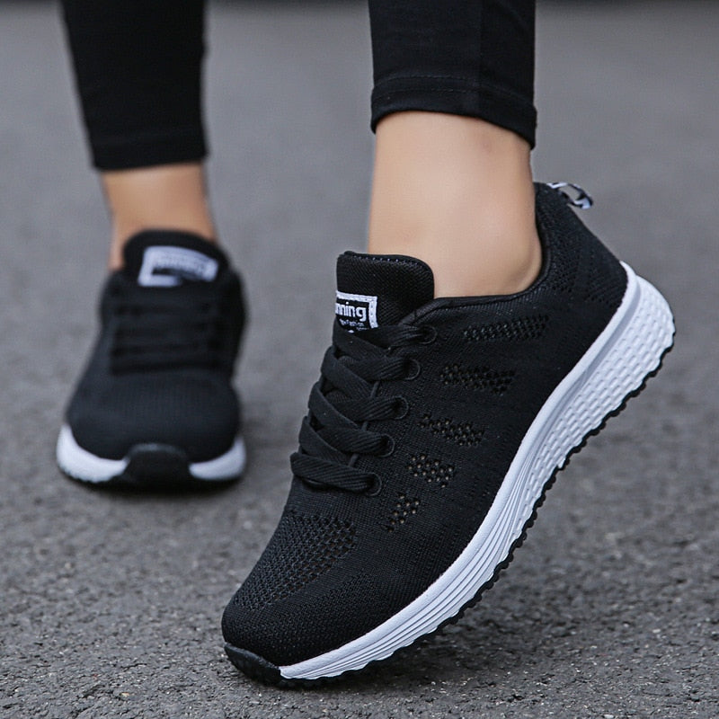 Damen Freizeitschuhe | geschlossene Form mit Profilsohle