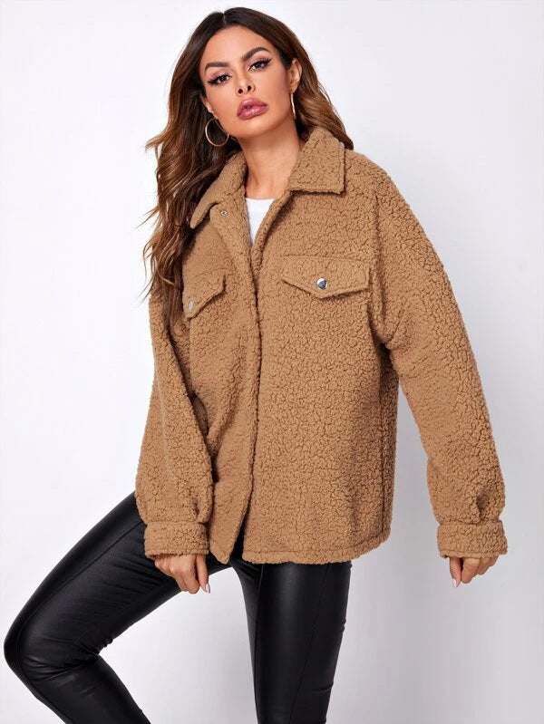 Damenjacke | Jackenform mit Kragen und Taschenanordnung