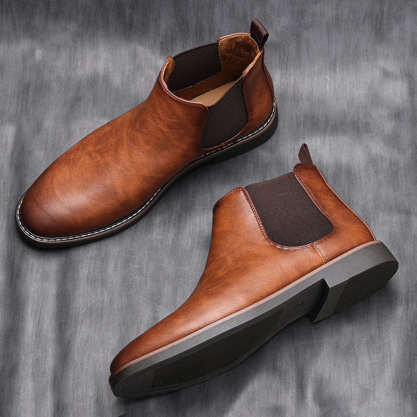 Herren Stiefel | Seitlicher Einstieg mit geschlossener Form