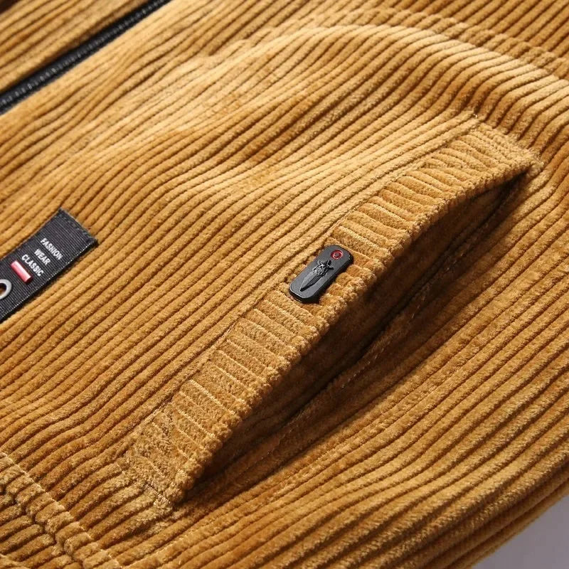 Herren Winterjacke | Kragenbetonte Ausführung mit markanter Form