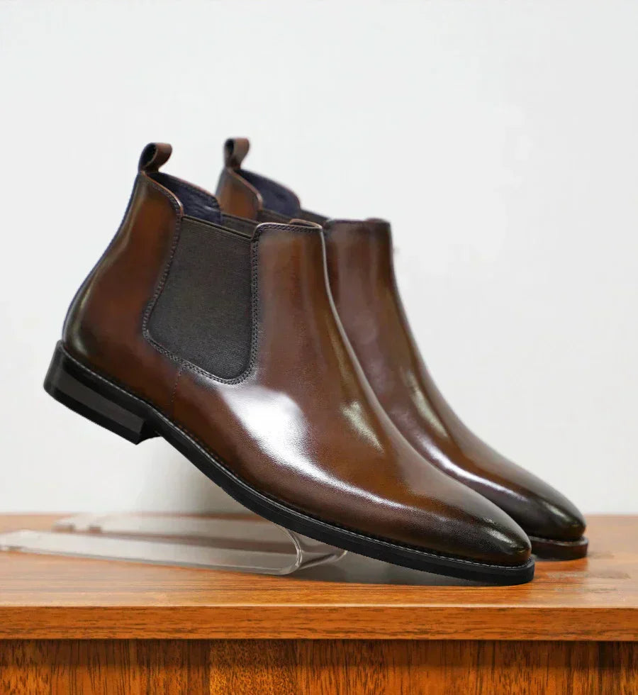 Herren Stiefeletten | Schlichte Form mit geschlossener Kontur