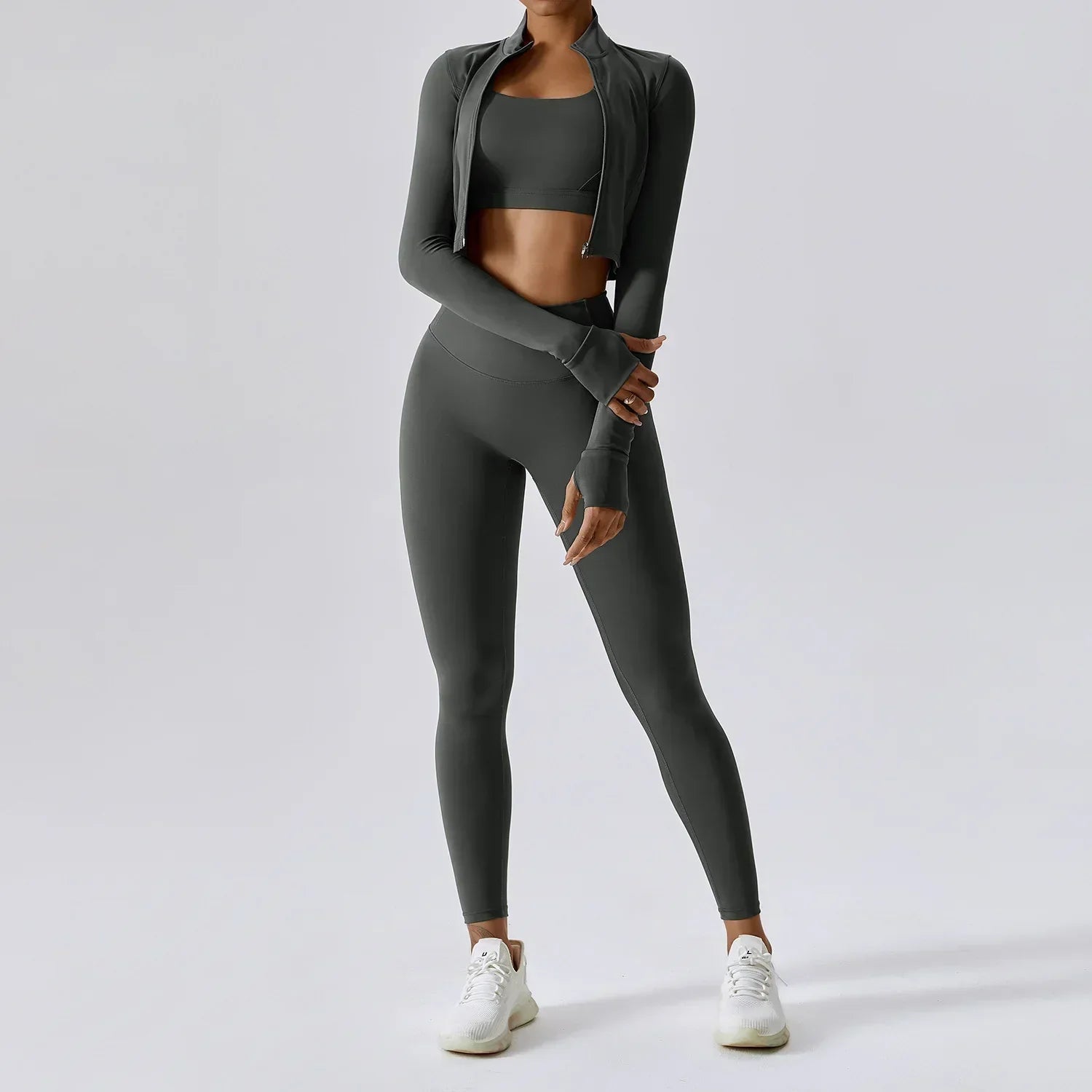 Damen Sportset | Dreiteilige Ausführung mit Weste, Oberteil und Hose