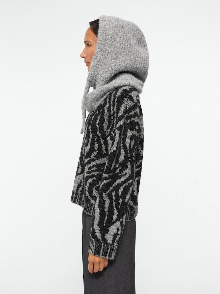 Damen Mütze | Kopfbedeckung mit Kapuze und klarer Silhouette