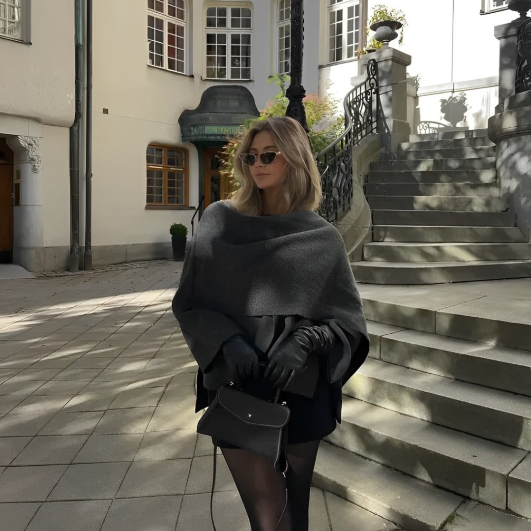 Damen Cape Winterjacke | Knopfverschluss und weiter Schnitt
