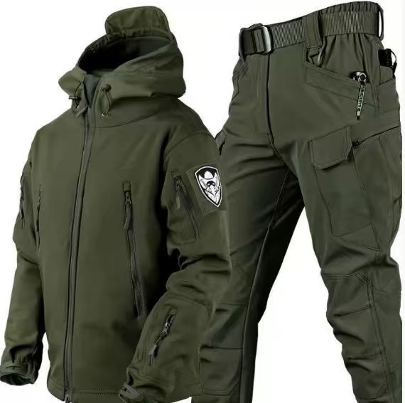 Herren Set | funktionale Winterjacke und passende Hose