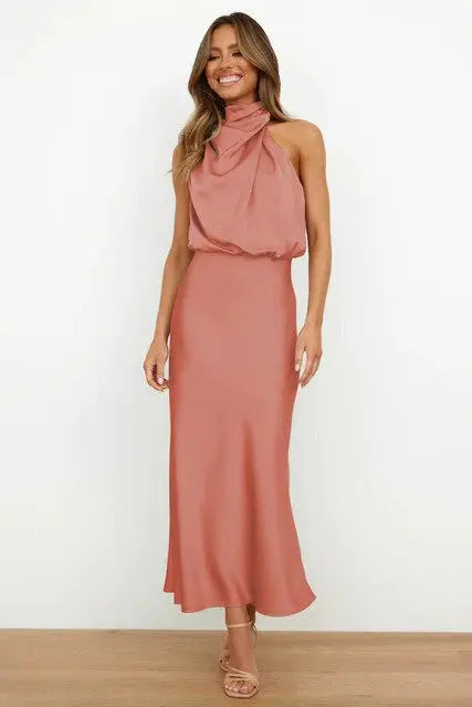Kleid Damen | Maxikleid mit Stehkragen und ärmelloser Form