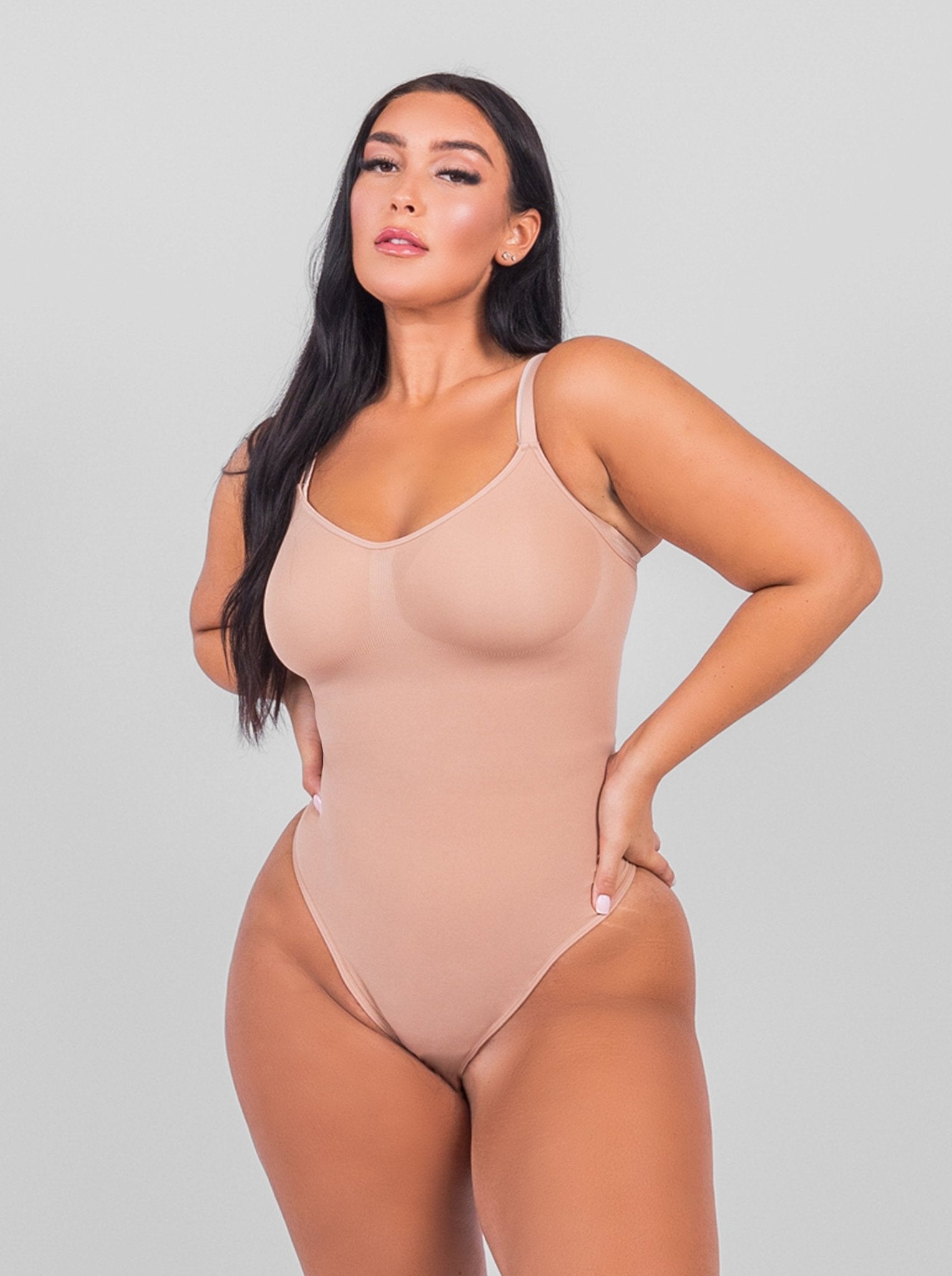 Damen Body | durchgehende Körperform mit Schulterbandern